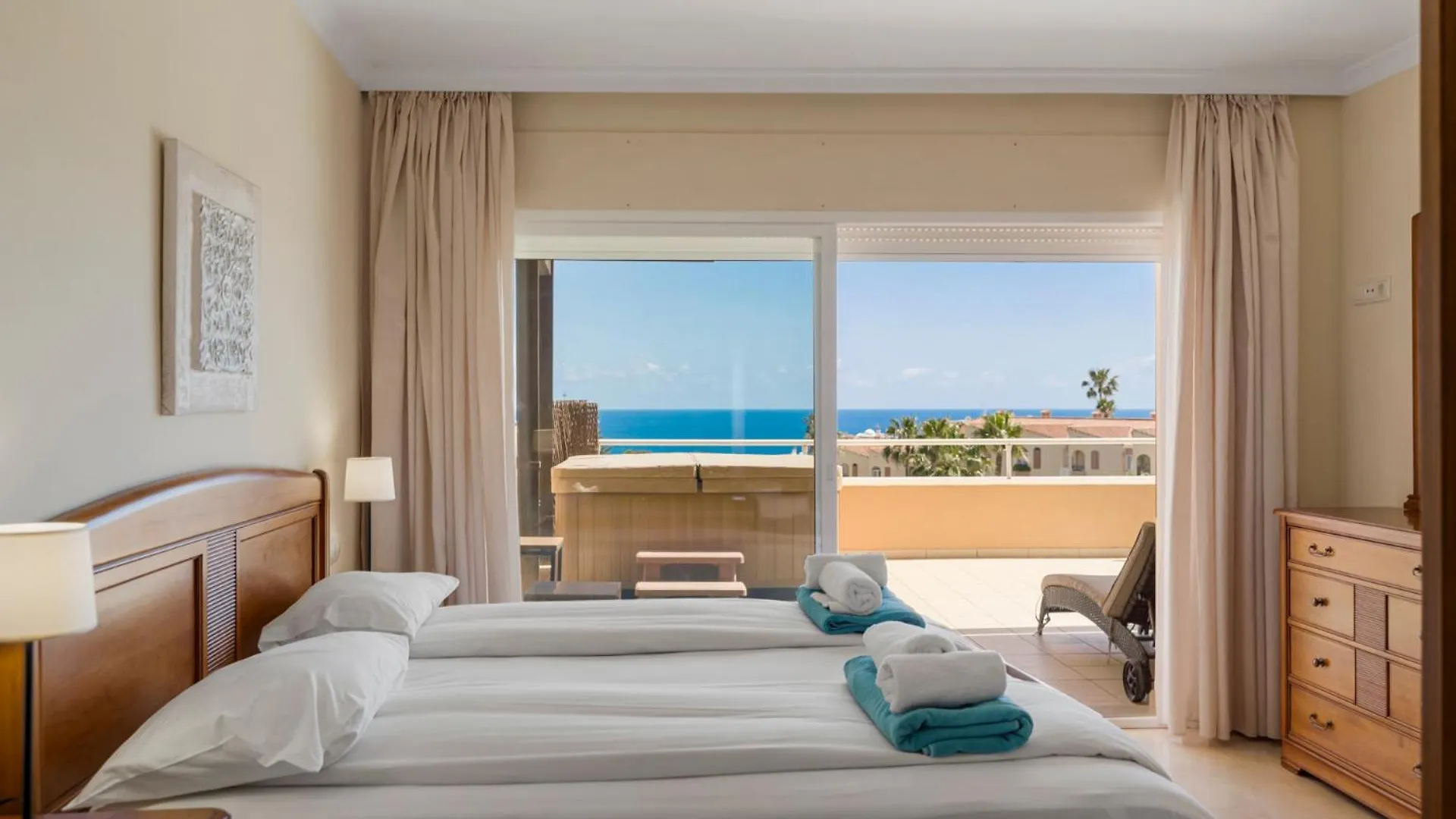 Malibu Jacuzzi Penthouse Panoramic Sea View By Costarentals - Ref 245 Fuengirola Apartment