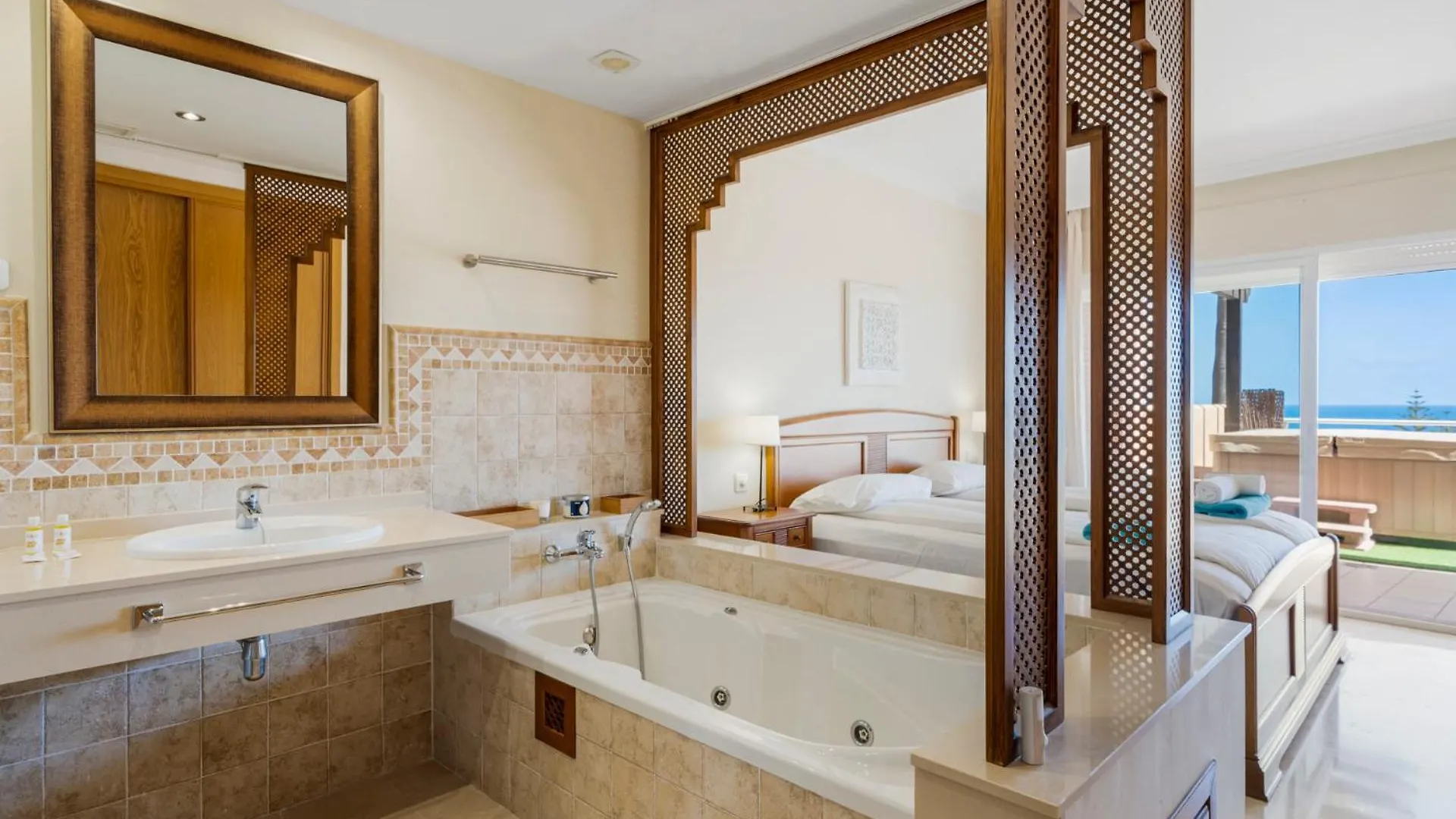 Apartment Malibu Jacuzzi Penthouse Panoramic Sea View By Costarentals - Ref 245 Fuengirola