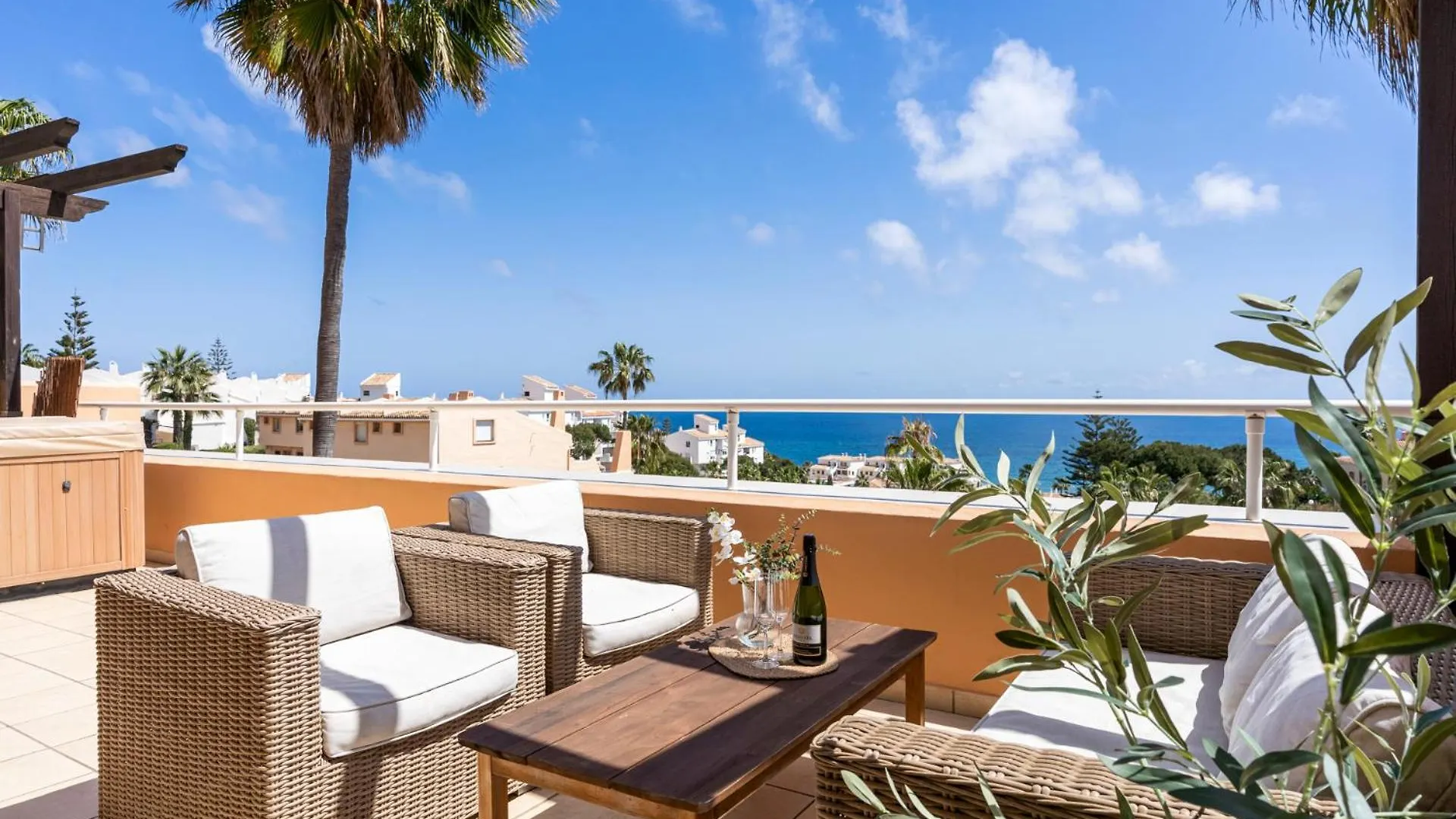 Apartment Malibu Jacuzzi Penthouse Panoramic Sea View By Costarentals - Ref 245 Fuengirola