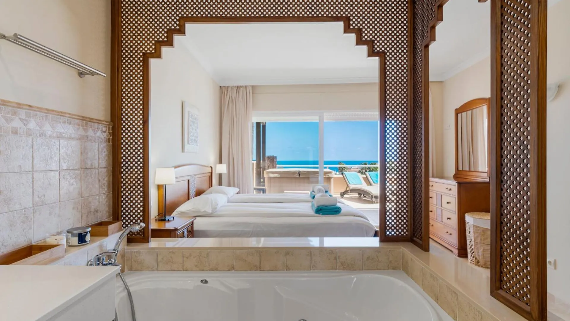 Malibu Jacuzzi Penthouse Panoramic Sea View By Costarentals - Ref 245 Fuengirola 0*,  Spain