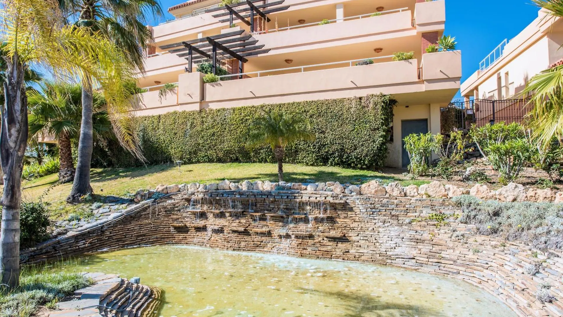 Malibu Jacuzzi Penthouse Panoramic Sea View By Costarentals - Ref 245 Fuengirola Apartment